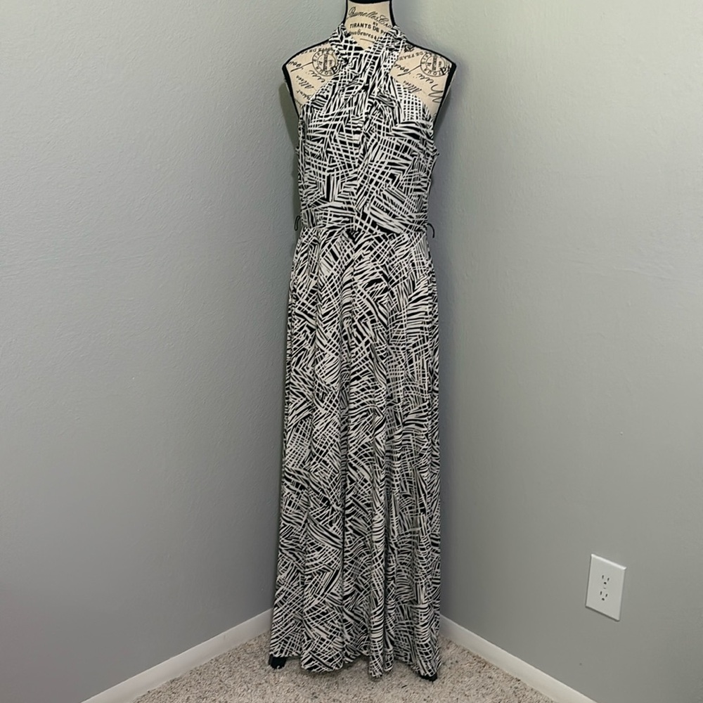Wisp Cross Cross Halter Maxi Dress Black/White Belt Loops NO Belt Size 12